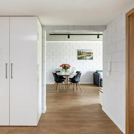 Apartment River Side Nr 1m7 *