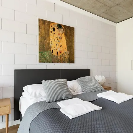 River Side Nr 1m7 アパート *