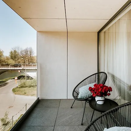 River Side Nr 1m7 アパート オシフィエンチム