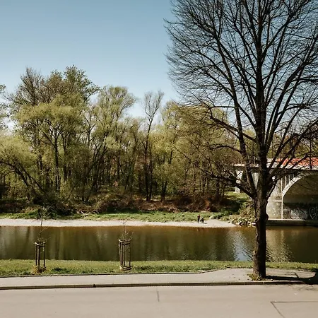 River Side Nr 1m7 דירה Oświęcim