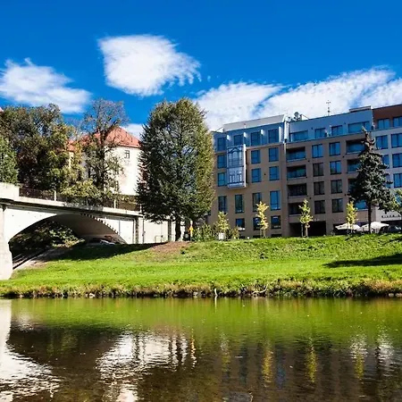 River Side Nr 7