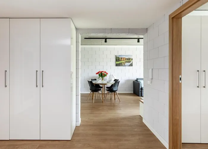 דירה River Side Nr 1m7 *